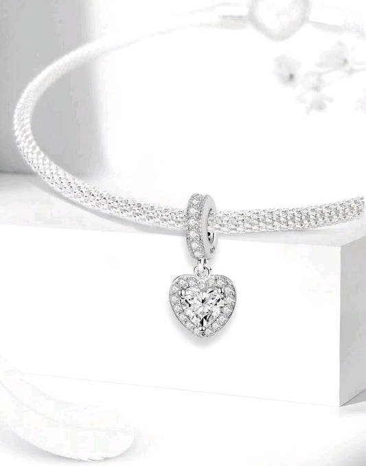 925 Sterling Silber Herzanhänger – Eleganter & Zeitloser Schmuck für Armbänder & Halsketten