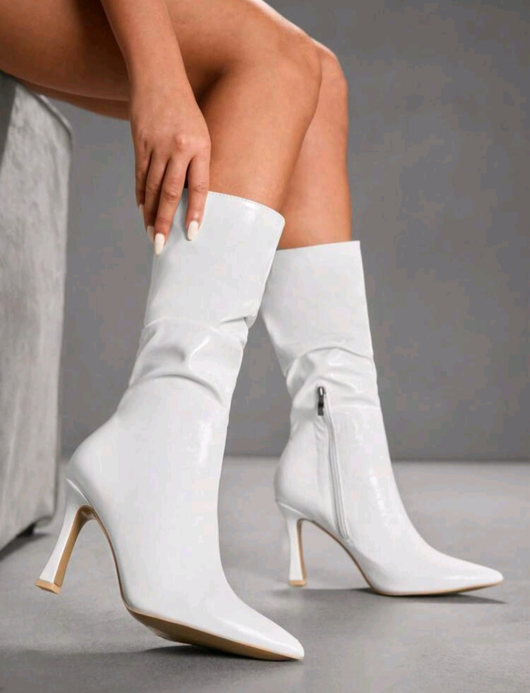 Elegant Knee-High High Heel Boots for Women – Pointed Toe Minimalist Boots