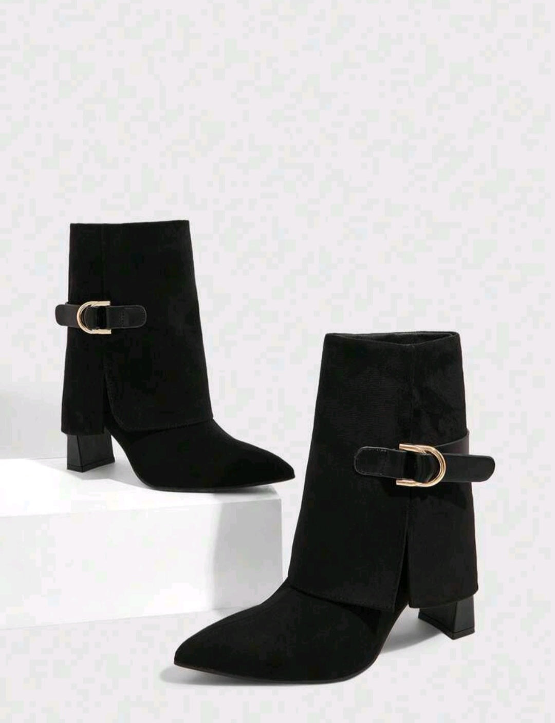 Elegante Stiefeletten für Damen – Spitz zulaufende Stiefel mit Blockabsatz