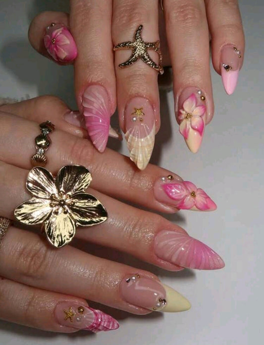 Luxuriöse rosa Muschel- & Blumen-Press-On-Nägel – 3D Beach Glam Set