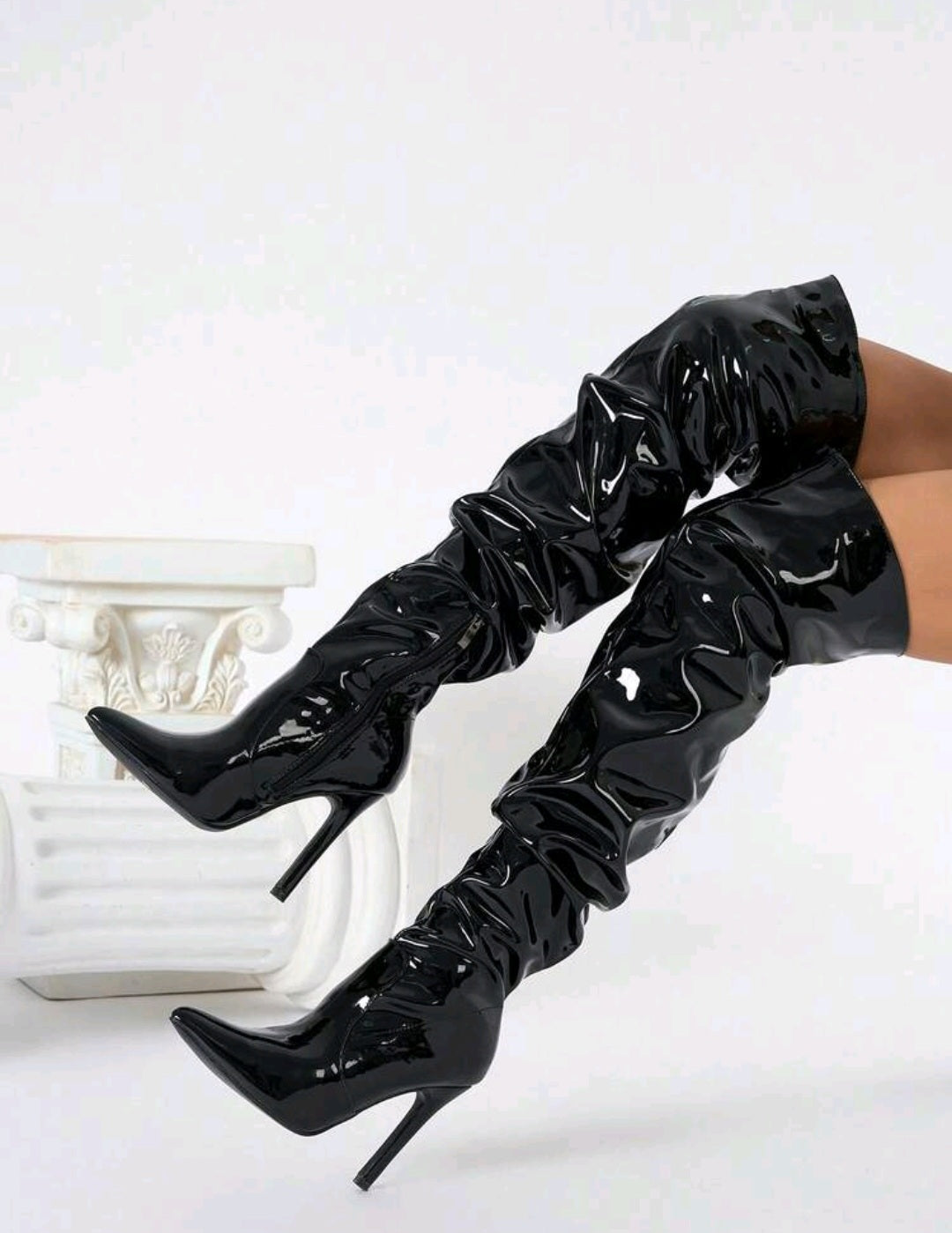 Sexy Patent-Overknee-Stiefel – Stilettoabsatz & spitze Zehenpartie