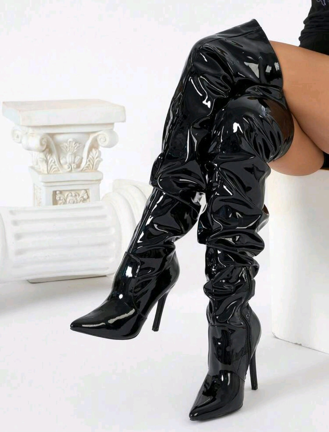 Sexy Patent-Overknee-Stiefel – Stilettoabsatz & spitze Zehenpartie