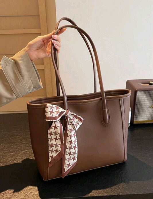 Women's Handbag – Elegant, Stylish & Perfect for Everyday Use